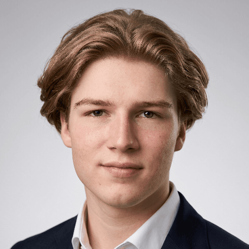 Louis Lakos, Tech, KI & Growth der BaufiSüd Group